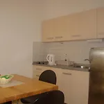 Lipa * 扎达尔
